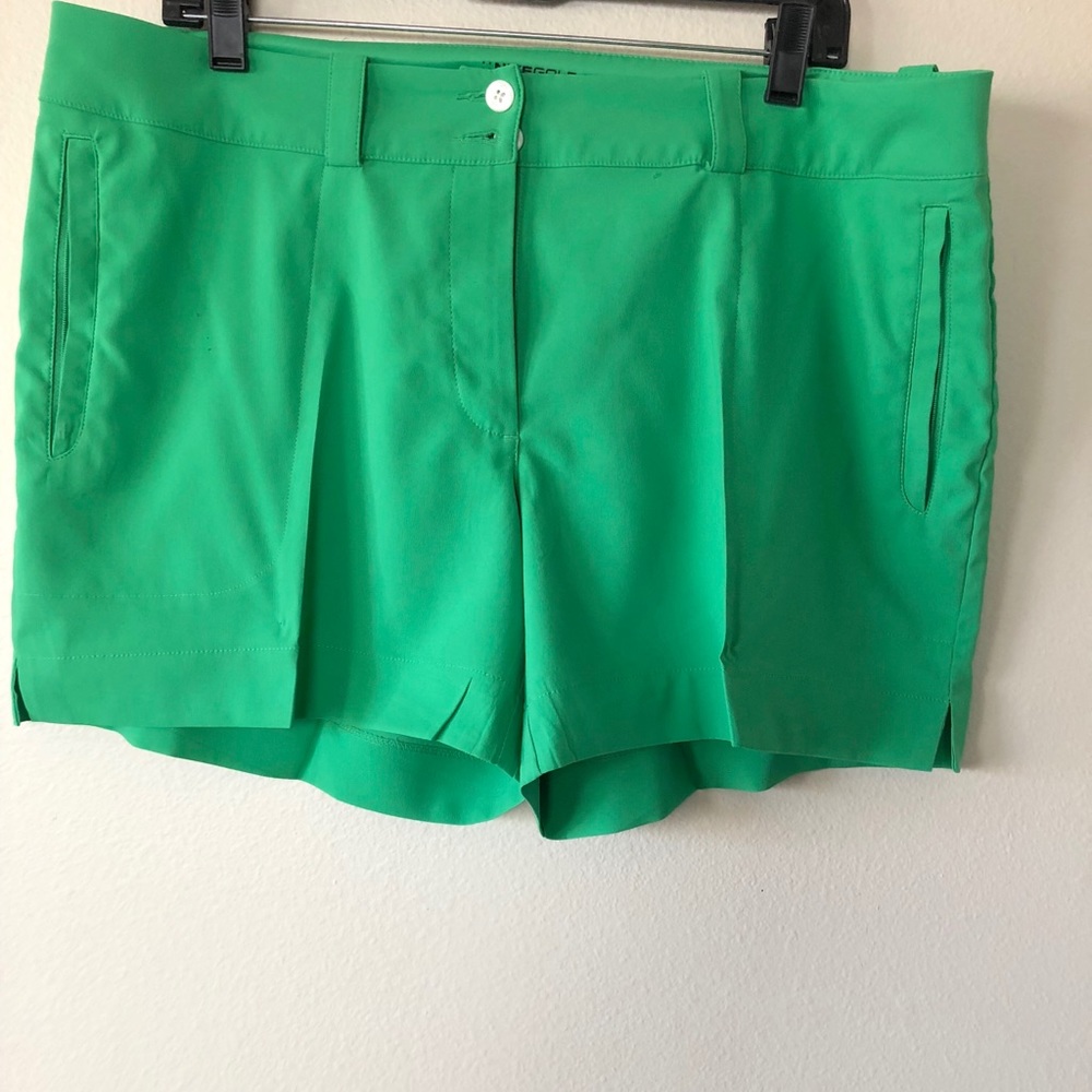 Nike Golf Green Summer Dri Fit Shorts Size 14